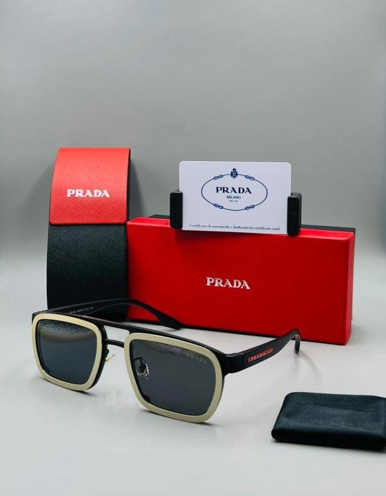 PRAD_A SUNGLAS
