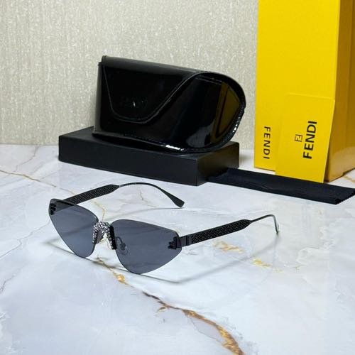 FEND_I SUNGLAS