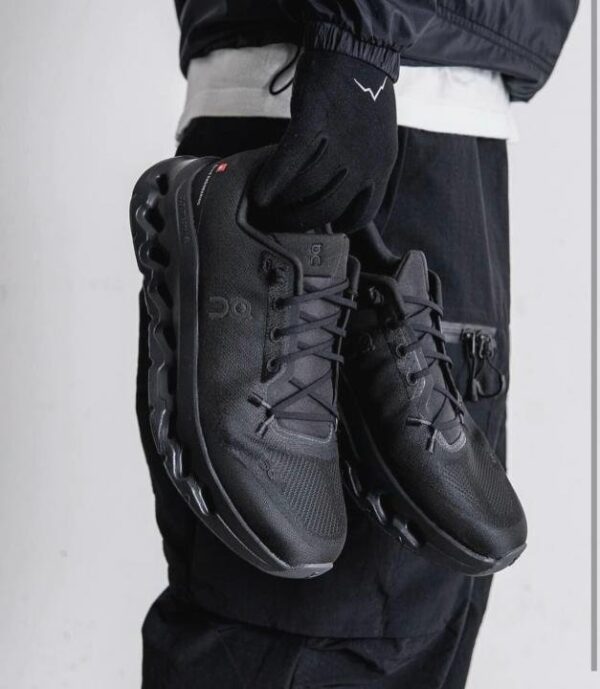 On Cloud Tilt All Black (1112