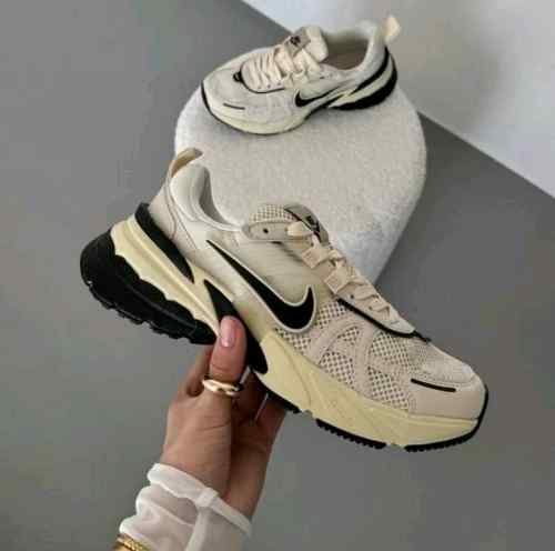 Nikee V2k Run Light Beige Black