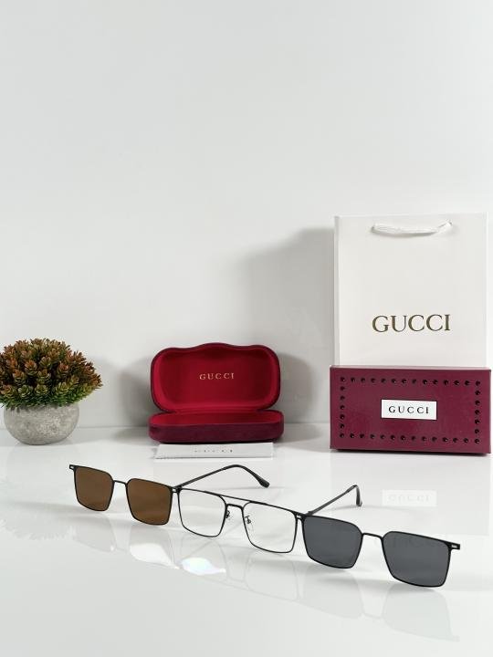 Gucci_2508_Attachment_Black_White_Black_Brown