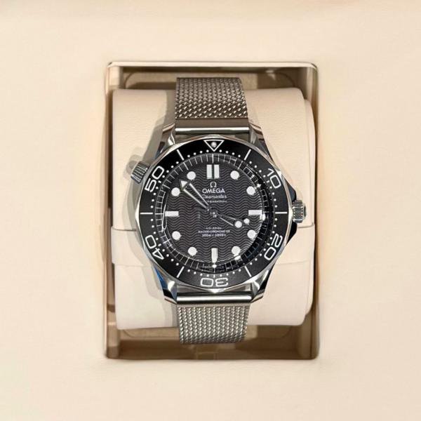 Omeg_a Seamaster Diver 300 Automatic