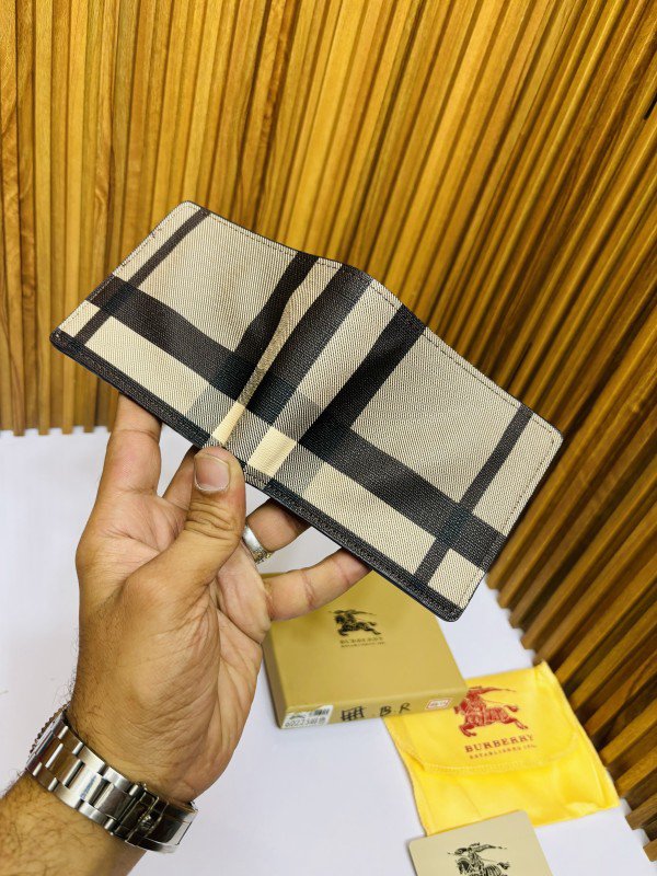 22 BURBERR_Y PREMIUM QUALITY WALLET WITH BOX