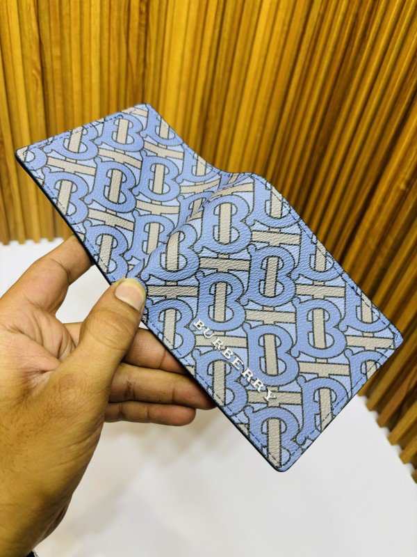 21 BURBERR_Y PREMIUM QUALITY WALLET WITH BOX