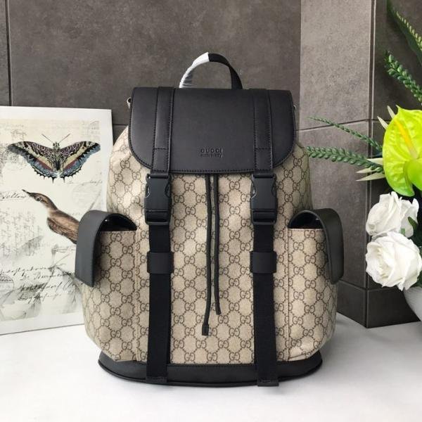 Gucci_GG_Supreme_Monogram_Coated_Canvas_Backpack_With_Dust_Bag_69048