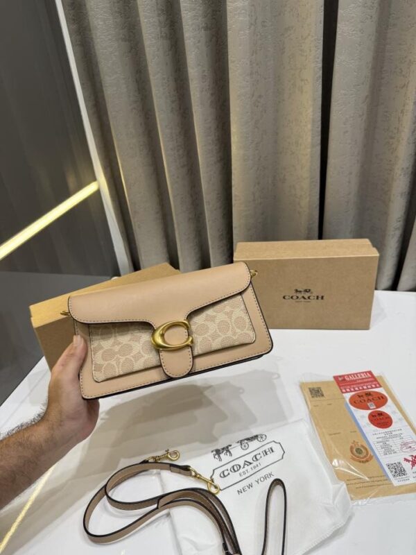 COAC.H BEIGE PREMIUM LEATHER HAND BAG WITH OG BOX & PACKING
