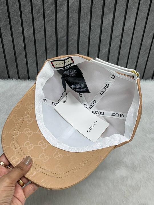 Gucci_GG_Beige_Monogram_Premium_Unisex_Baseball_Hat_With_Safety_Box