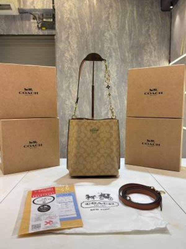 Coach mollie signature bucket bag with extra long sling and carry bag & OG box 5423