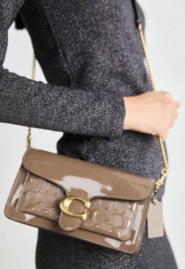coach_georgie_flower_daisy_embroidery_tabby_shoulder_bag_with_box_2075