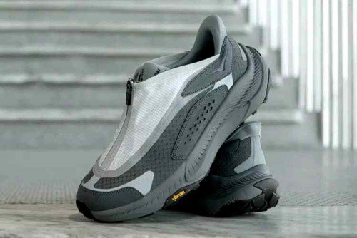 Hoka One One Project Transport Stardust