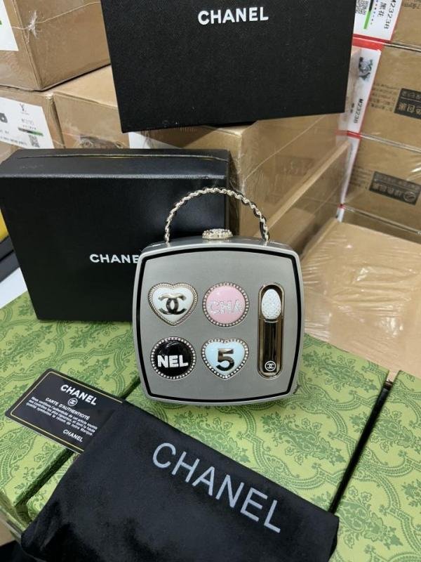 Channel makeup palette Minaudire Bag with box (STORE ARTICLE) 904