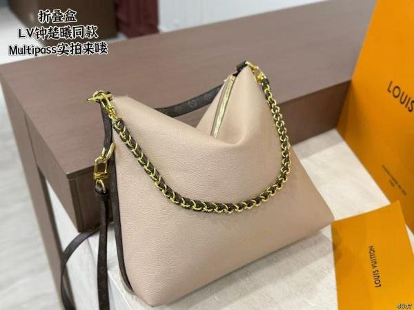 louiis vuitton M29094 Multipass with double box 888